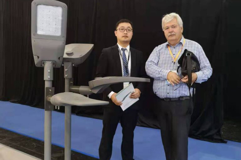 Hong Kong International Lighting Exhibition Medzinárodná výstava osvetlenia v Hong Kongu